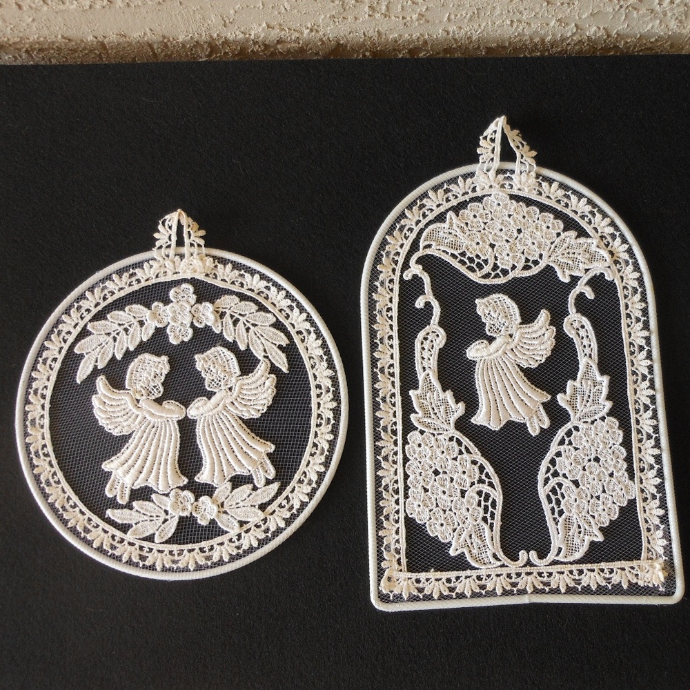🎀 VINTAGE Lace Ornaments Window Decorations